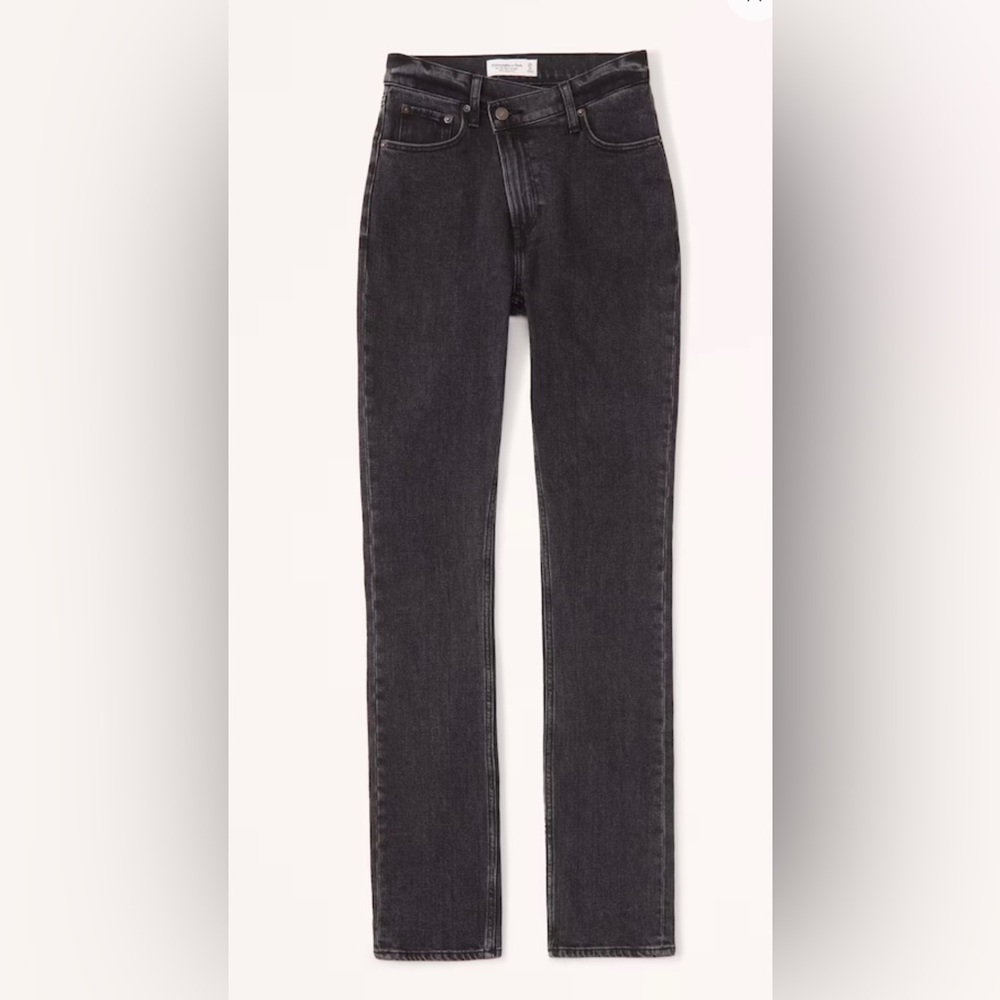 Ultra High Rise 90s Slim Straight Jean